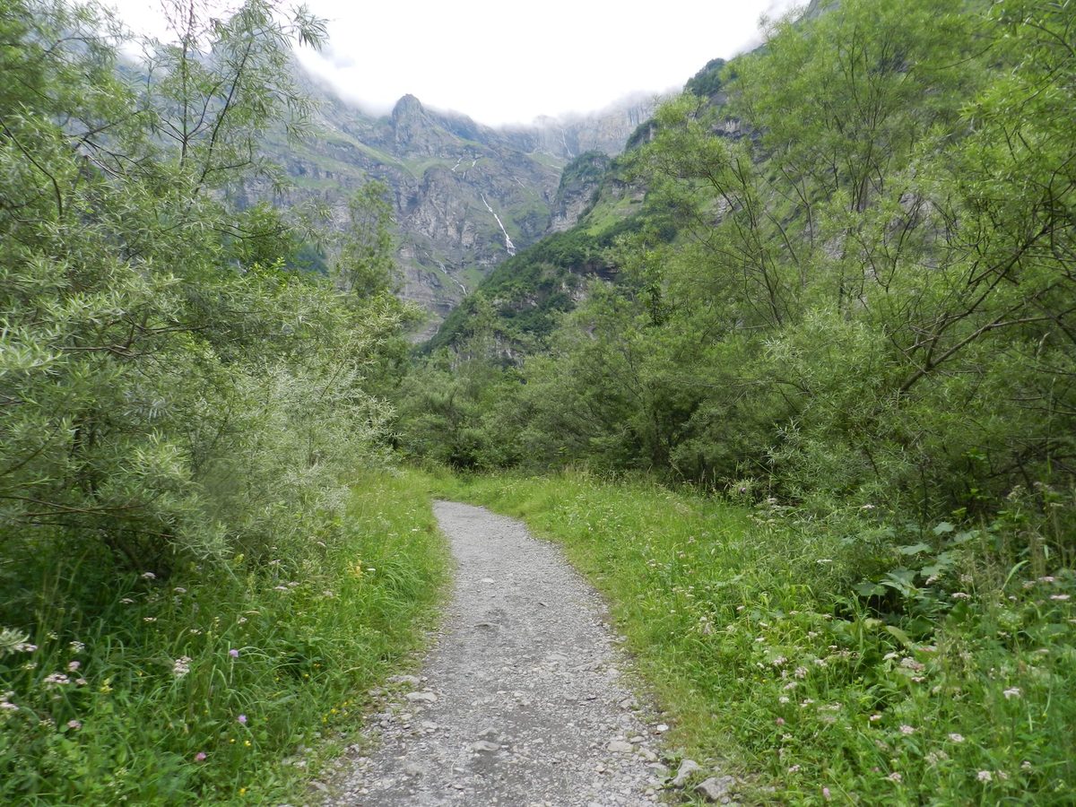Bergpad – sfeerfoto In Between